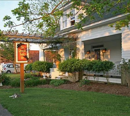 מנטאו Cameron House Inn מראה חיצוני תמונה