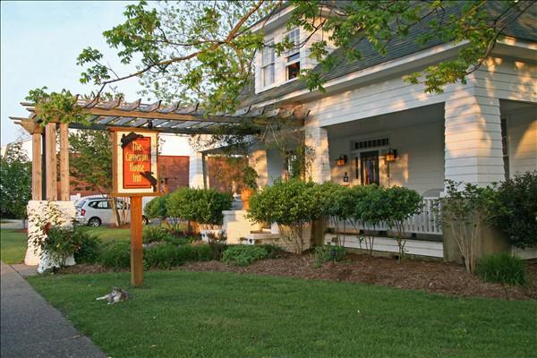 מנטאו Cameron House Inn מראה חיצוני תמונה
